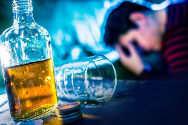 Más de 500 intoxicaciones alcohólicas en Semana Santa; 28 casos involucran menores