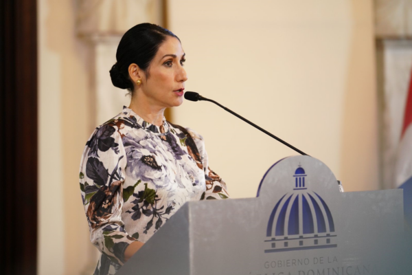 Primera dama califica de “doloroso” caso de niña hallada sin vida en el Distrito Nacional