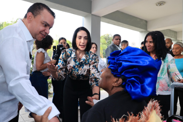 Raquel Arbaje supervisa servicios oncológicos en el Incart