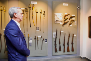 Luis Abinader encabeza reapertura del Museo Nacional de Historia y Geografía con salas renovadas