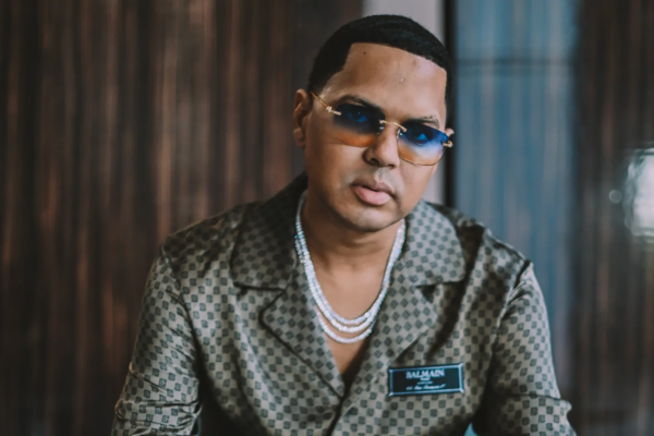 ONAPI falla a favor de Alofoke y le devuelve “Al Pelo Radio”