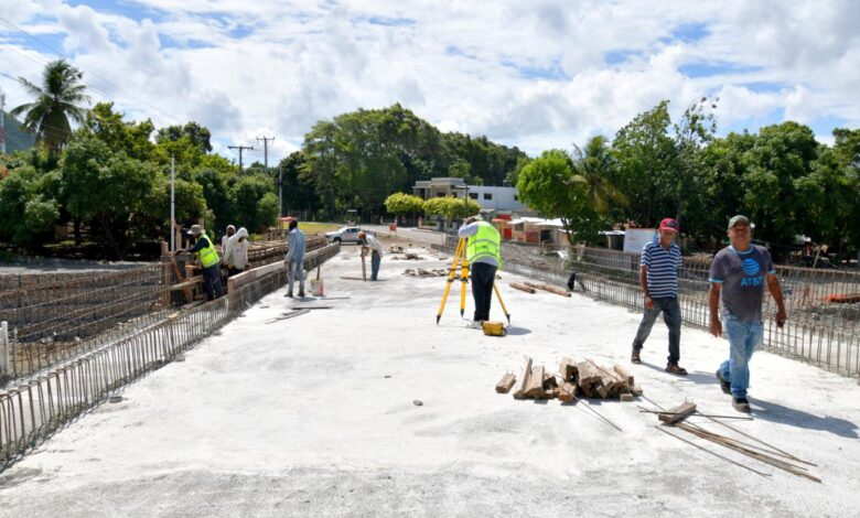 MOPC acelera construcción del puente Los Hierros para fortalecer movilidad en Peravia