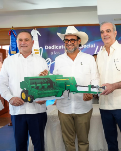 Abinader destaca fortaleza del campo y reafirma apoyo a agricultores dominicanos