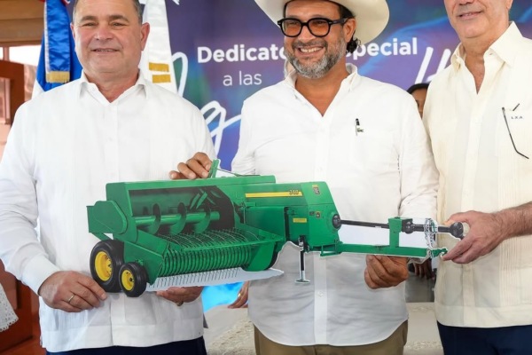 Abinader destaca fortaleza del campo y reafirma apoyo a agricultores dominicanos