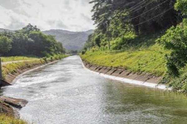 COE prohíbe uso de balnearios en el río Nizao por aumento controlado del caudal