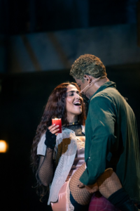 RENT eleva el estándar del teatro musical en el país y abre nueva función tras éxito rotundo