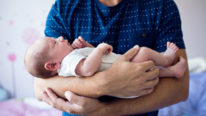 Diputados aprueban reforma laboral con aumento de licencia por paternidad