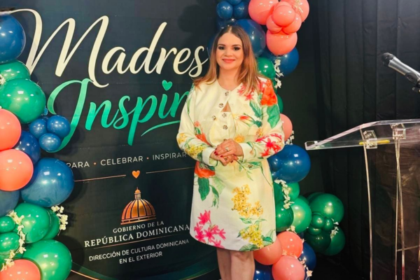 Kravcov Finance celebra con éxito el evento “Madres que Inspiran” en honor al liderazgo y la fortaleza de la mujer
