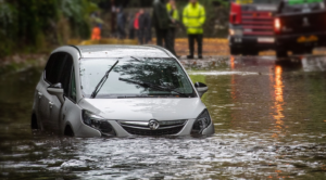 Tormentas y aguaceros seguirán afectando gran parte del país por combinación de vaguada y onda tropical