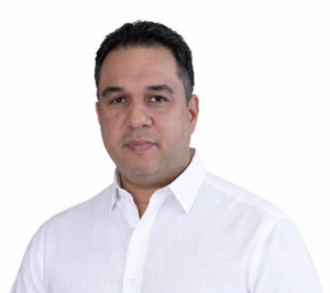 Dirigente del PRM lamenta salida de Antonio Taveras y afirma que el partido debe seguir fortaleciéndose