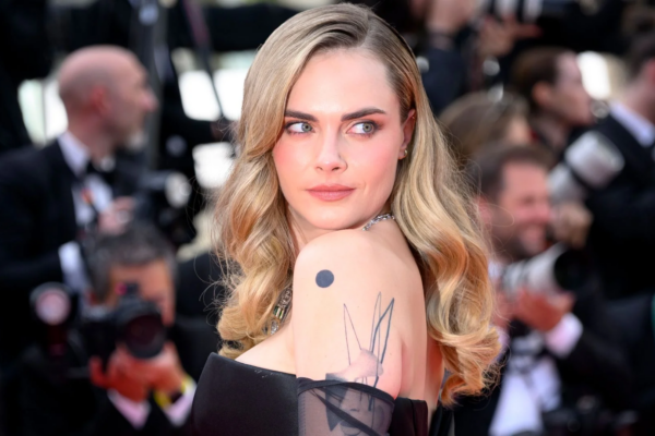 Cara Delevingne se declara “orgullosamente lesbiana” y habla de su vida con la artista Minke