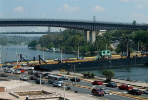 Puente Flotante será cerrado este sábado por maniobra de embarcación