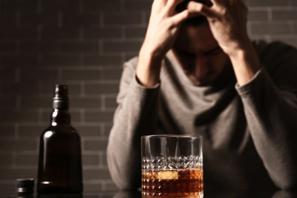 Día Mundial de Alcohólicos Anónimos: una fecha que celebra la recuperación, la esperanza y el apoyo mutuo