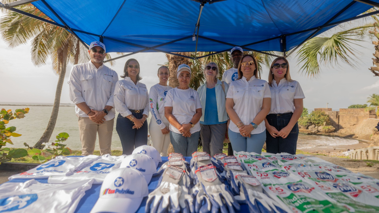 Medio Ambiente destaca avances en conservación marina durante actividades por el Día Mundial de los Océanos