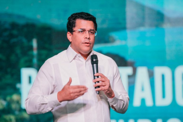 David Collado inicia construcción de modernas infraestructuras en Playa Monte Río con inversión de más de RD$265 millones
