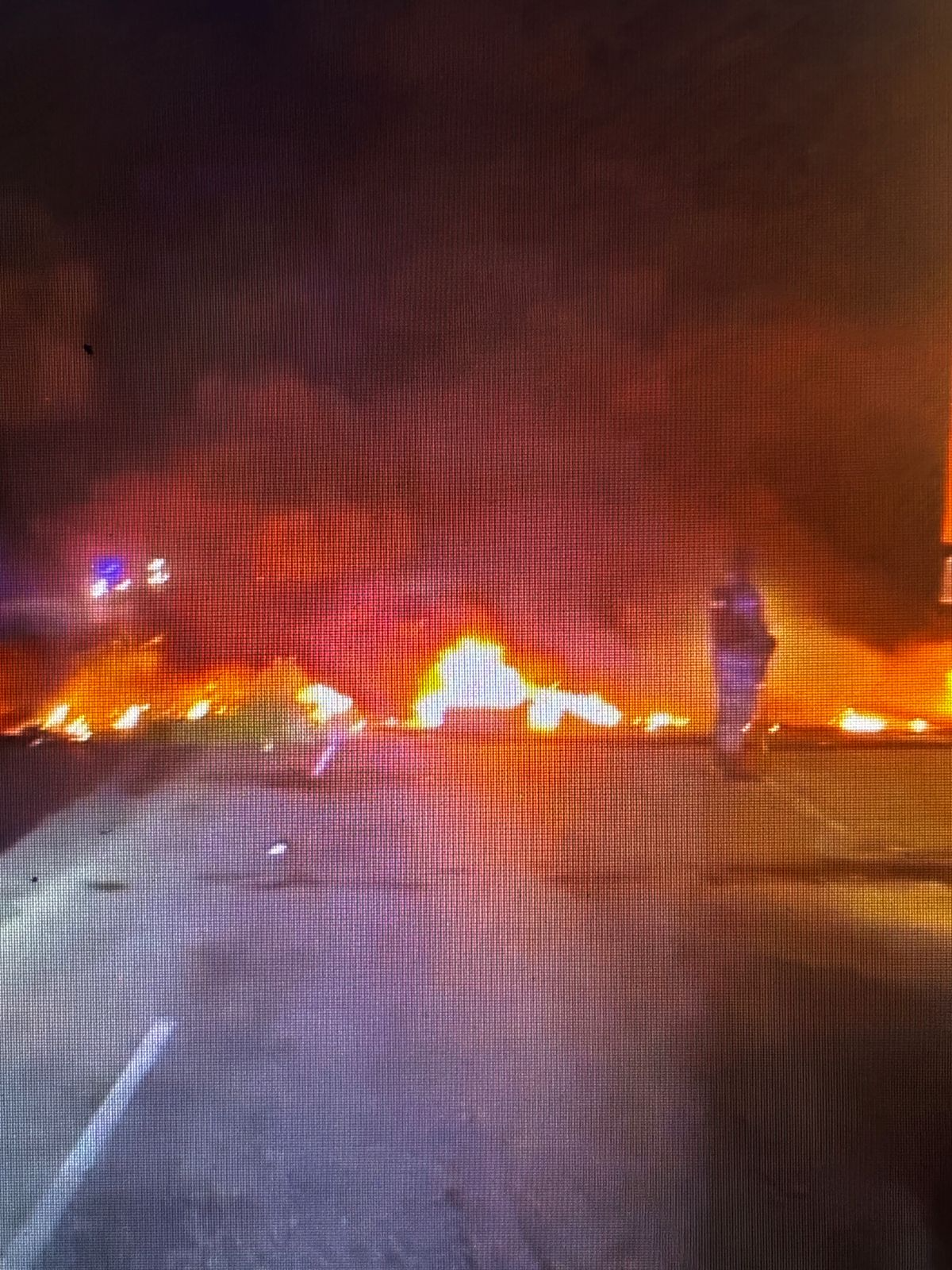 Manifestación paraliza la Autopista del Este y provoca gran congestionamiento vehicular