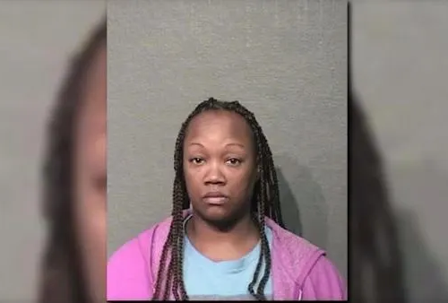 Exoperadora del 911 en Houston es condenada por colgar miles de llamadas de emergencia