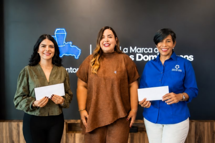 ApartamentosRD impulsa terapias para niños con autismo en República Dominicana