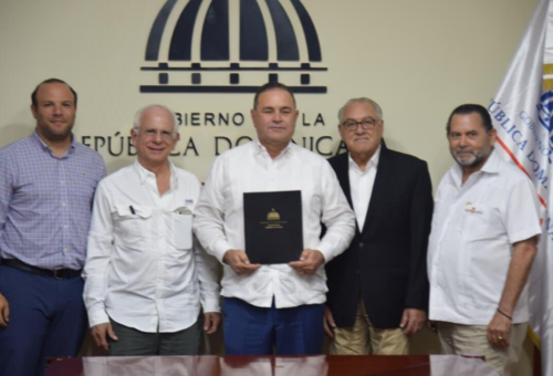 GOBIERNO EXTIENDE SUBSIDIO A FERTILIZANTES Y SUPERA LOS RD$2,151 MILLONES PARA PROTEGER PRODUCCIÓN Y ESTABILIDAD DE LOS ALIMENTOS