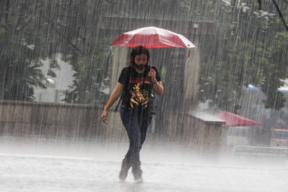 Onda tropical y vaguada provocarán aguaceros y tormentas este miércoles