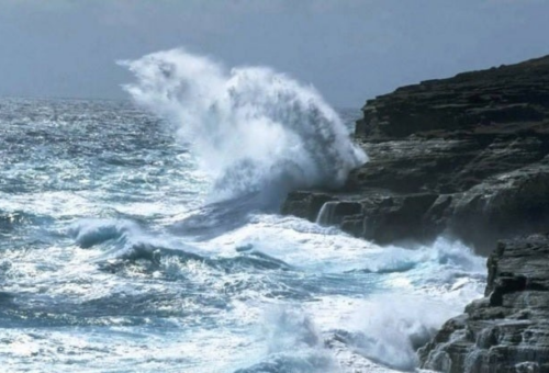 COE alerta sobre deterioro del oleaje en la costa Caribeña y emite recomendaciones de navegación