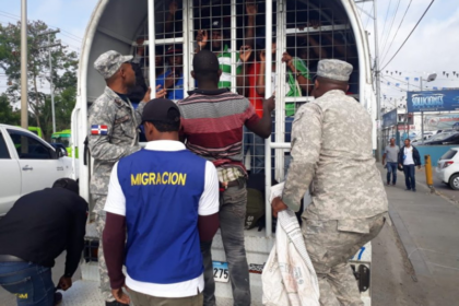 Migración detiene 902 extranjeros en situación irregular durante operativos nacionales