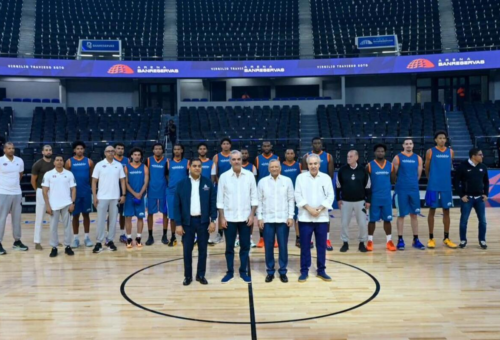 PRESIDENTE ABINADER INAUGURA LA REMODELADA ARENA BANRESERVAS VIRGILIO TRAVIESO SOTO