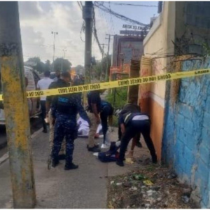Investigan hallazgo del cuerpo sin vida de una mujer en las inmediaciones de una cabaña en el Distrito Nacional