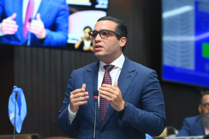 Charlie Mariotti Jr. propone eliminar la prisión por difamación en el Código Penal