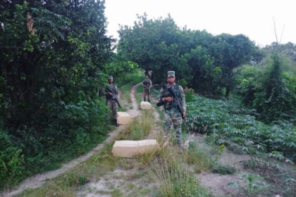 Militares del ERD incautan 47,600 cigarrillos de contrabando en operativo en Loma de Cabrera.