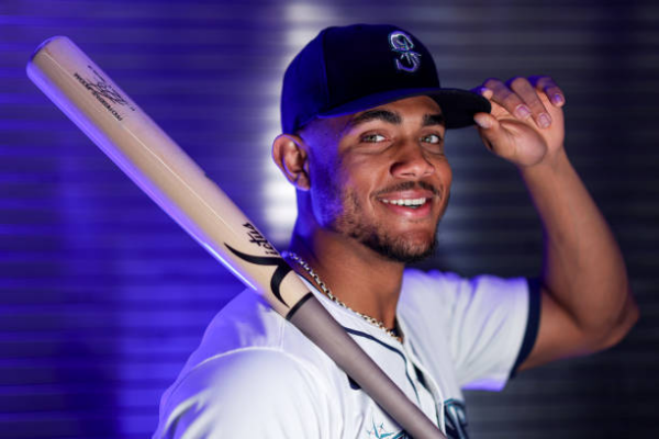 Julio Rodríguez conecta su jonrón 13 y mantiene su poder ofensivo en MLB