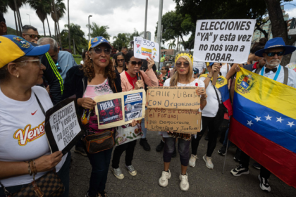 Sindicatos protestan en Caracas y exigen la salida de Delcy Rodríguez