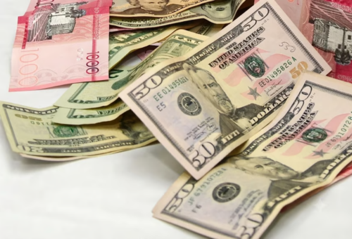 República Dominicana recibe un 6.7 % más en remesas durante el primer semestre.