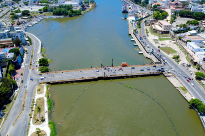 Puente Flotante cerrará este sábado por paso de embarcaciones