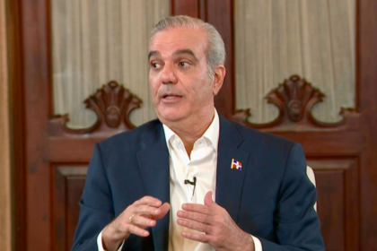 Presidente asegura apoyo logístico y humanitario a misión internacional en Haití