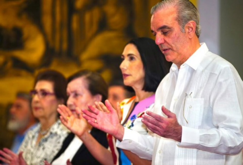 Luis Abinader celebra sus 59 años con misa de acción de gracias en el Palacio Nacional