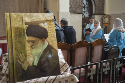 Irán se prepara para el funeral de Estado de Ali Jamenei