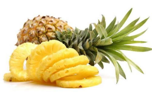 La piña: la fruta tropical que “te come” mientras la disfrutas