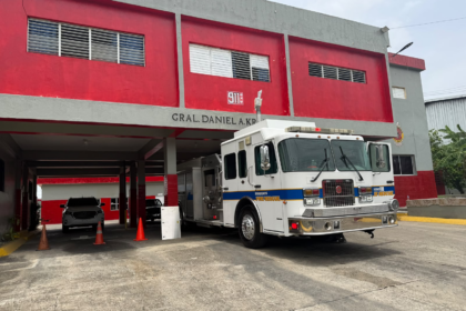 Bomberos de Santo Domingo Este incorporan nueva unidad contra incendios