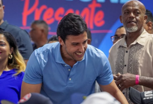 Raymond Rodríguez celebra el Día de los Padres junto a más de 750 padres del Distrito Nacional