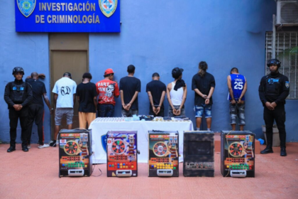 DINTEL ocupa armas, drogas y 72 tragamonedas en operativos simultáneos