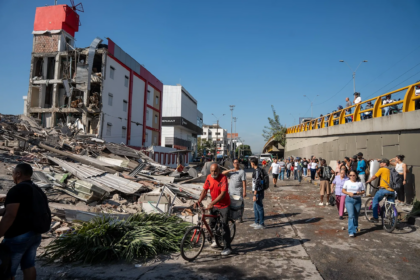 Colombia eleva a 273 los muertos tras devastador terremoto de magnitud 7,4