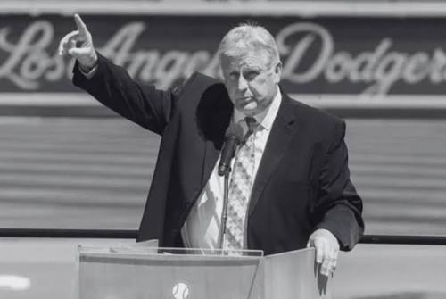 MUERE TOMMY JOHN CUYO NOMBRE LLEVA UNA CIRUGÍA QUE SALVÓ CARRERAS EN MLB