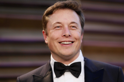 Elon Musk se mantiene como el hombre más rico del mundo