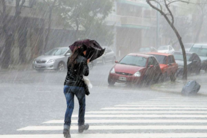 Vaguada y onda tropical provocarán lluvias y tormentas este lunes