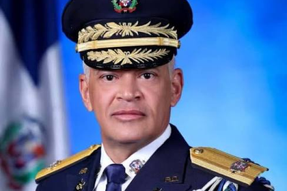 NUEVO JEFE DE LA POLICÍA NACIONAL ANUNCIA UNA NUEVA ETAPA DE TRANSFORMACIÓN INSTITUCIONAL