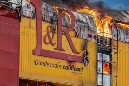 CAEN 17 IMPLICADOS TRAS SAQUEO EN PLENA EMERGENCIA EN L&R COMERCIAL