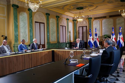 GOBIERNO DESTINA RD$1,251 MILLONES AL BONO A MIL PARA EL INICIO DEL AÑO ESCOLAR