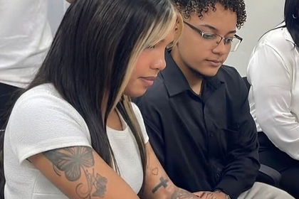 República Dominicana registra histórico matrimonio entre un hombre y una mujer trans