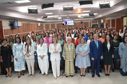 Más de 300 lideresas rurales reciben herramientas para futuras candidaturas electorales